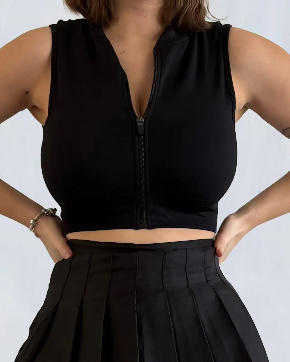 Rave Zip Top