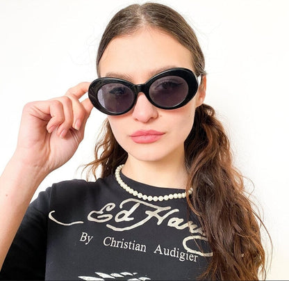 ElectroNerd Retro Techno & Rave Brille
#farbe_schwarz