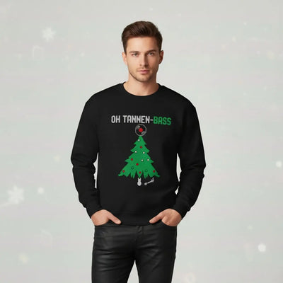 Zwarte Oh Tannen-Bass sweater bij mannelijk model, vooraanzicht