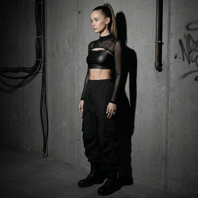 Zijaanzicht, zwart Vleugje Elegantie, model in rave-outfit