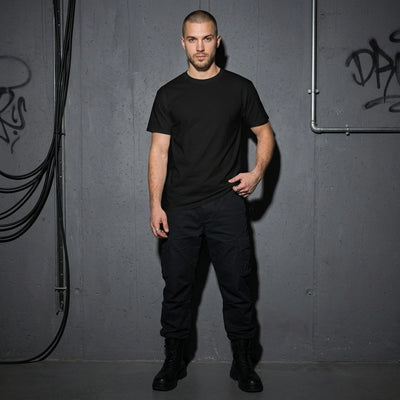 Zwart Venom Heavy Cotton T-shirt, vooraanzicht bij model, ten voeten uit #farbe_schwarz