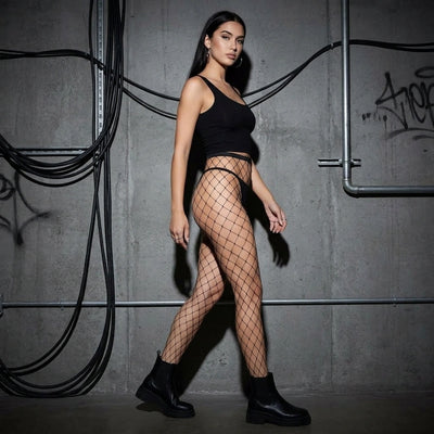 Rave Mesh netpanty met groot net, zijaanzicht aan model